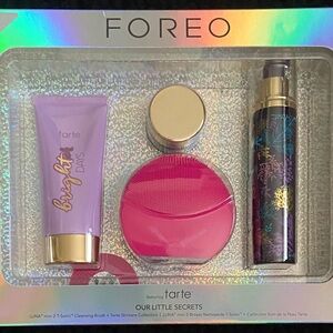 FOREO Tarte Our Little Secrets